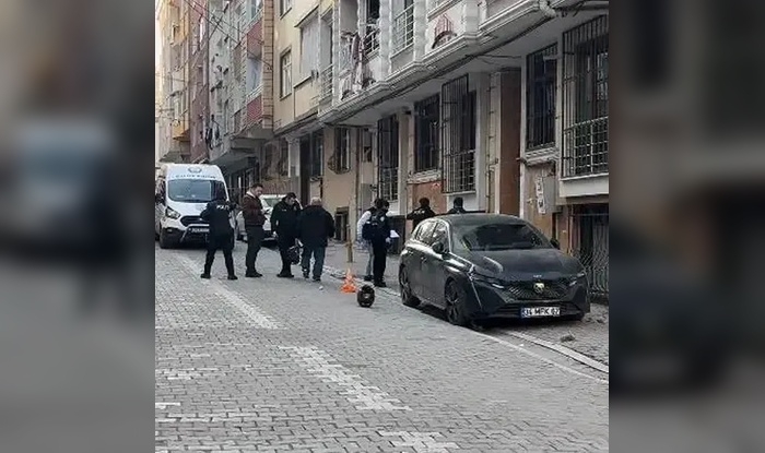 İstanbul'da motosikletli saldırı: Üç kişi yaralı